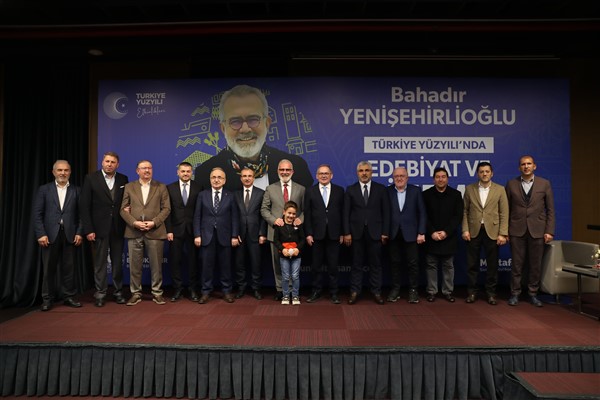 Bahadır Yenişehirlioğlu'ndan dünyada akan kanın durması için güçlü Türkiye vurgusu