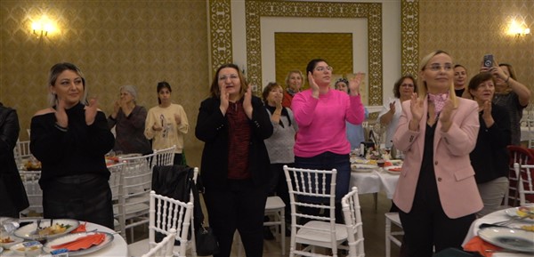 Cemil Deveci: Atakumlu kadın girişimciler Türkiye'ye örnek oluyor