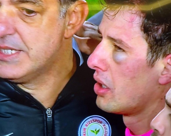 Ankaragücü Başkanı Faruk Koca hakem Halil Umut Meler'e yumruk attı