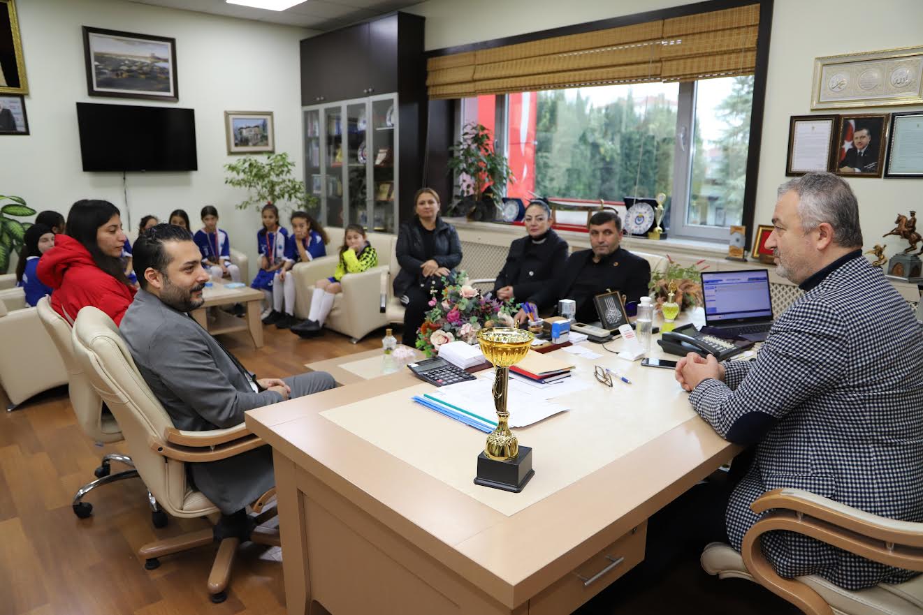 Başkan Topaloğlu: ‘Spor şiddet ile bağdaşmamalı’