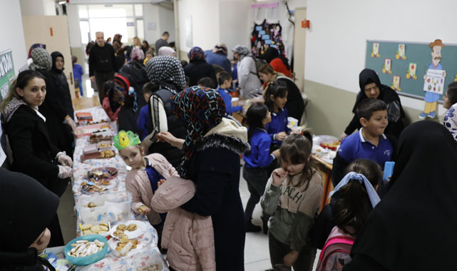 Samsun'da minik ellerden yerli malı şöleni