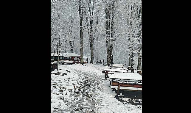 Samsun'un yüksek kesimlerine kar keyfi