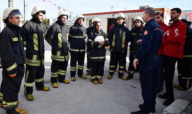Samsun İtfaiyesi öğrencilere eğitim verdi