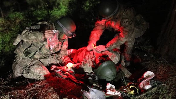 Samsun'da dönem sonu tatbikatı nefes kesti   