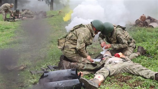 Samsun'da dönem sonu tatbikatı nefes kesti   