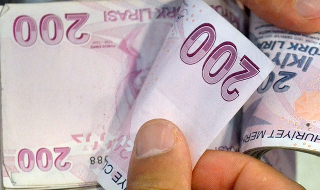 Kredi çekilerek para biriktirilir mi? Uzmanından açıklama