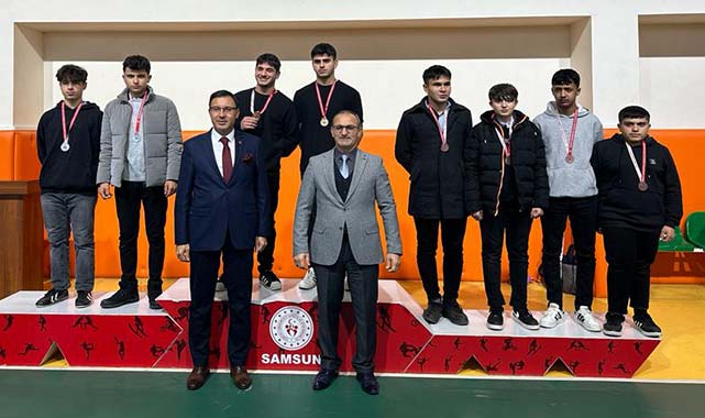 Ayvacık Floor Curling'le tanıştı