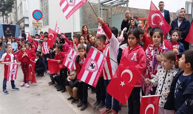 Samsun'da sokak futbolu ve Samsunspor'un eski futbolcuları bir araya geldi