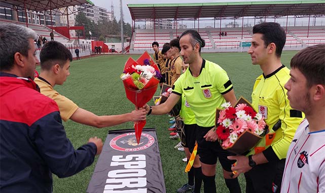 Samsun Alman Akademisi U16 'Sporda Şiddete Hayır' mesajı verdi