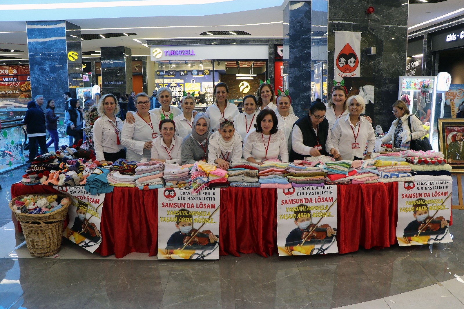 LÖSAM'ın Altın Kızlarından özel ürünler satışa çıktı