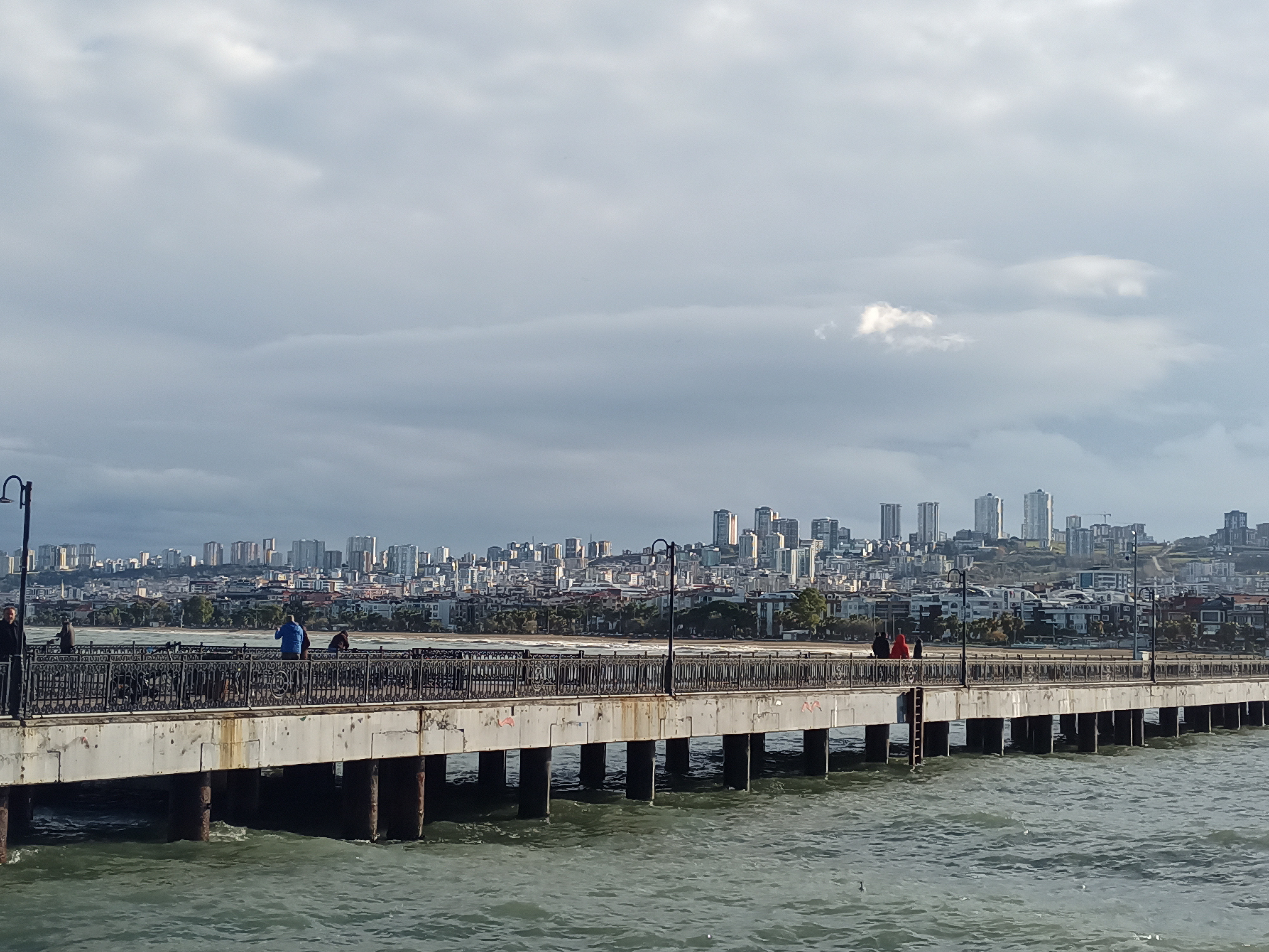Samsun'da kar, kumsal ve deniz bir araya geldi