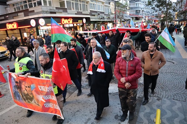 Samsun'da Şehitlere Saygı Yürüyüşü yapıldı
