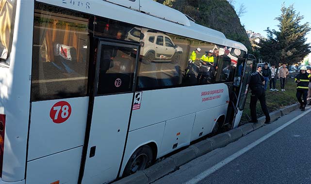 Samsun'da korkutan kaza! Lastiği patlayan otobüs refüje çıktı