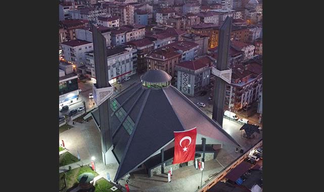 Canik’te eller şehitler için semaya kalktı