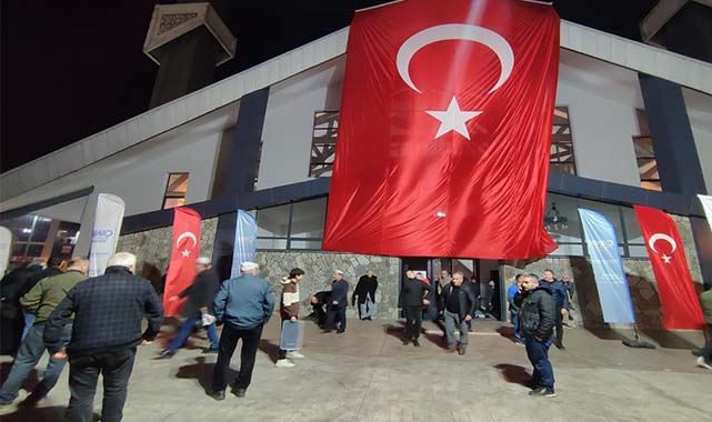 Canik’te eller şehitler için semaya kalktı