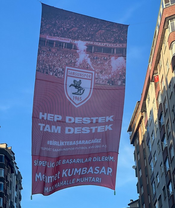 Muhtar Kumbasar’dan Samsunspor’a pankartlı destek