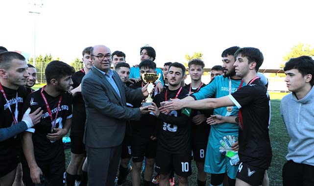 Samsun'da şampiyon Turgut Özal