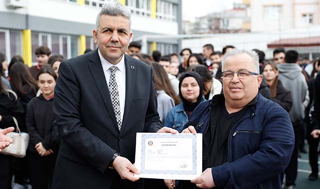Samsun'da 44 yılın ardından İlyas Hoca'ya maskeli veda