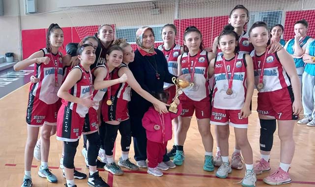 Samsun'da şampiyon Canik Uludağ