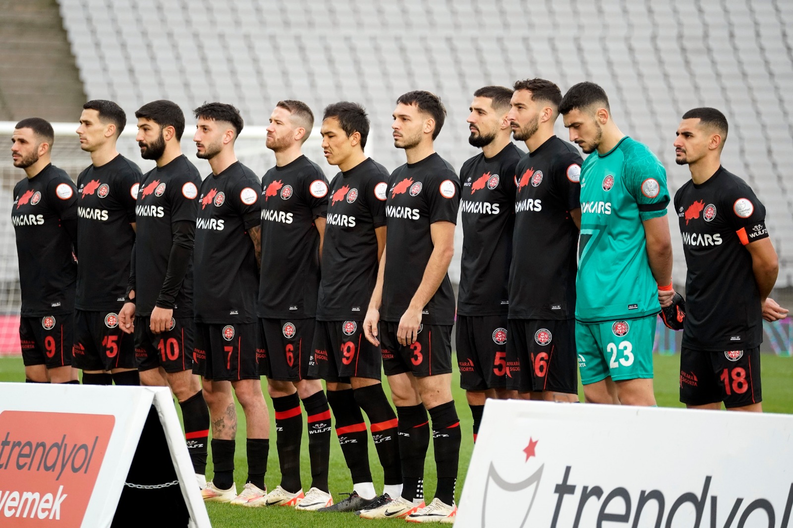 Samsunspor ile Fatih Karagümrük ilk kez kozlarını paylaşıyor