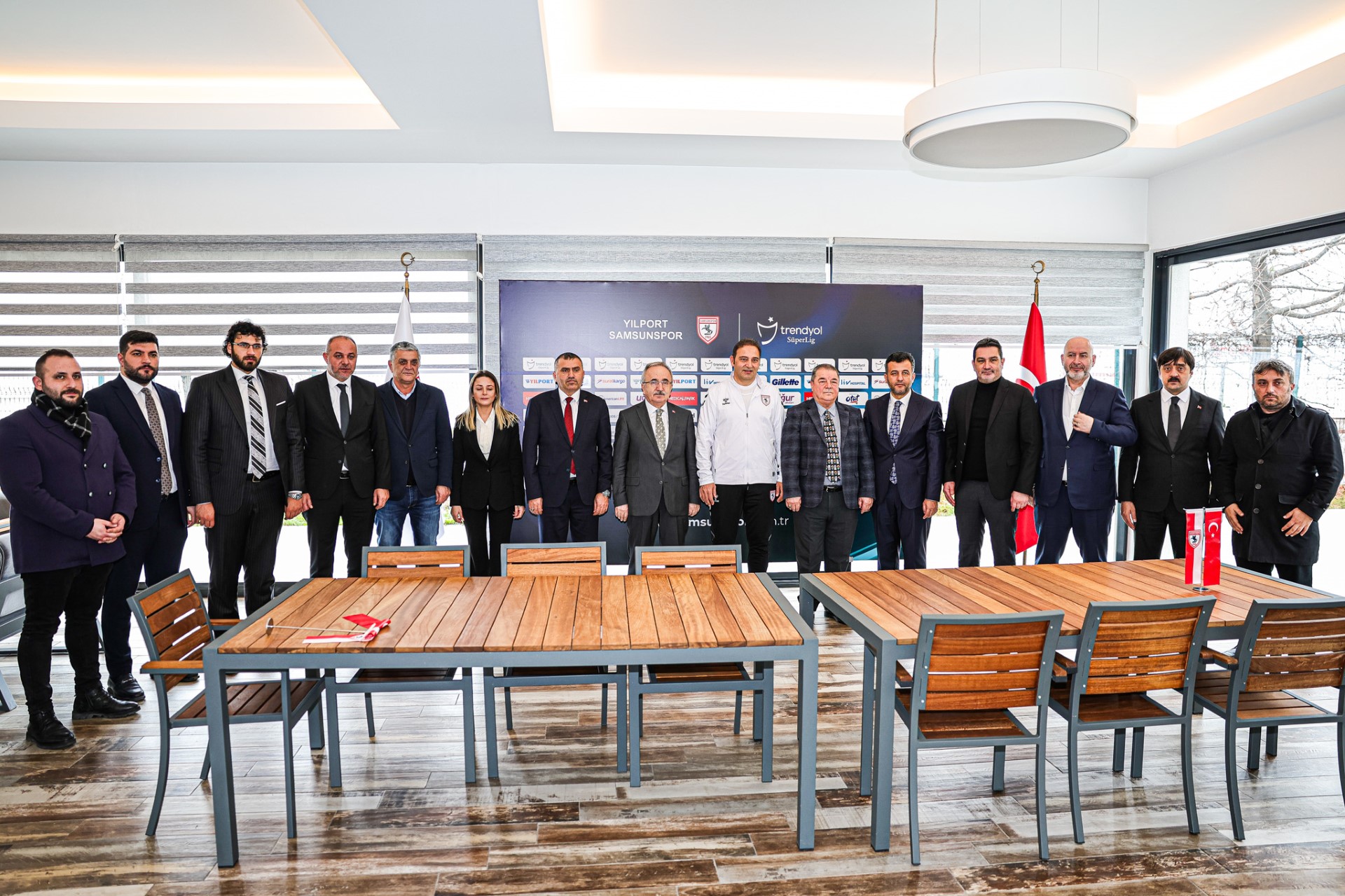 Samsun Büyükşehir Adayı Halit Doğan Samsunspor'u ziyaret etti