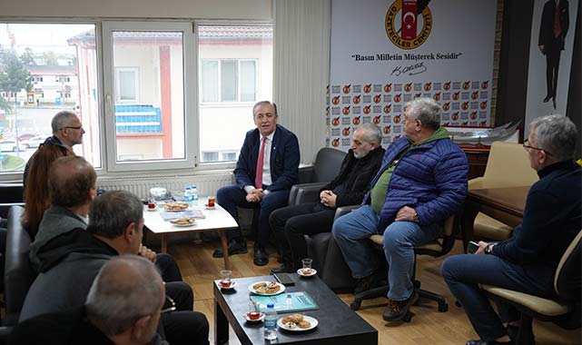 Halit Doğan ve Cevat Öncü cemiyeti ziyaret etti