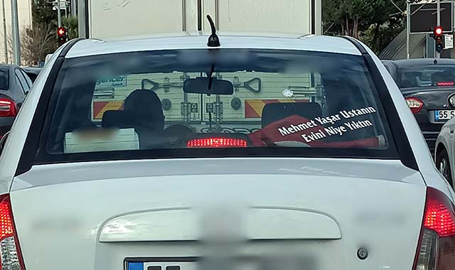 Araba arkası yazılarıyla dolu Samsun trafiği