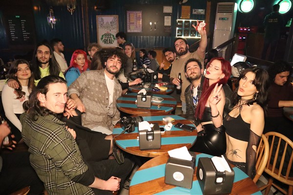 Rock Topluluğu ile kaybedenin olmadığı Oyun Gecesi