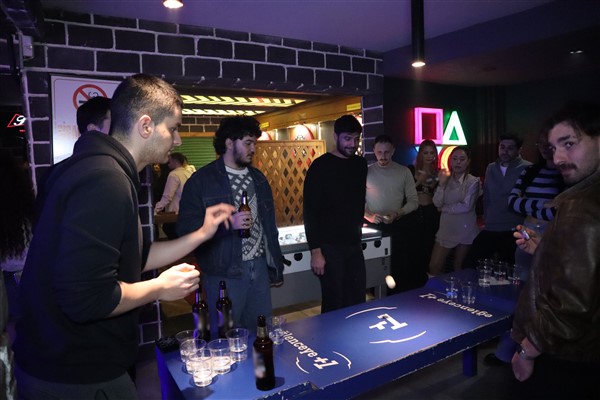 Rock Topluluğu ile kaybedenin olmadığı Oyun Gecesi