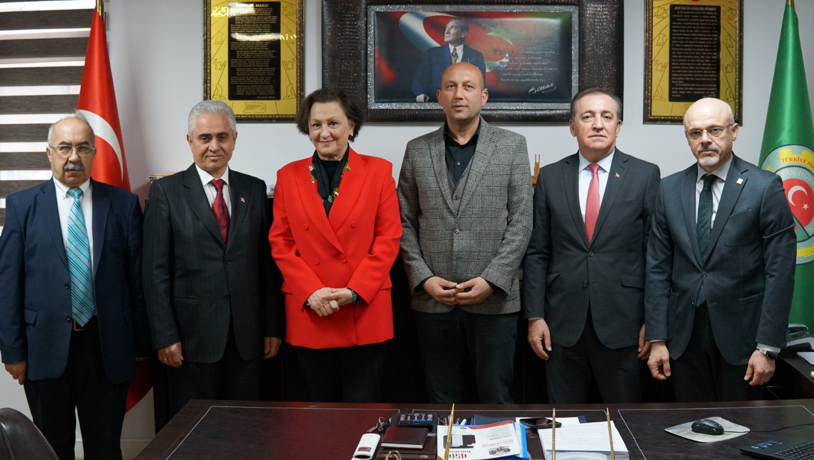 Cevat Öncü Salıpazarı Ziraat Odası'nı ziyaret etti: 'Çiftçiyi ve üreticiyi destekleyeceğiz'