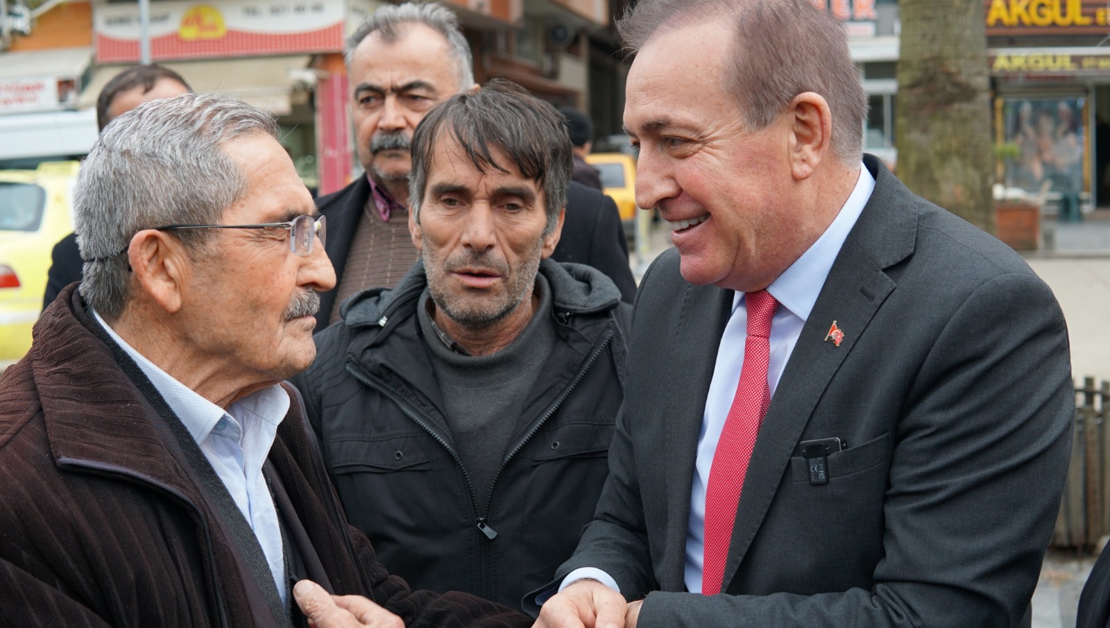 Cevat Öncü Salıpazarı Ziraat Odası'nı ziyaret etti: 'Çiftçiyi ve üreticiyi destekleyeceğiz'