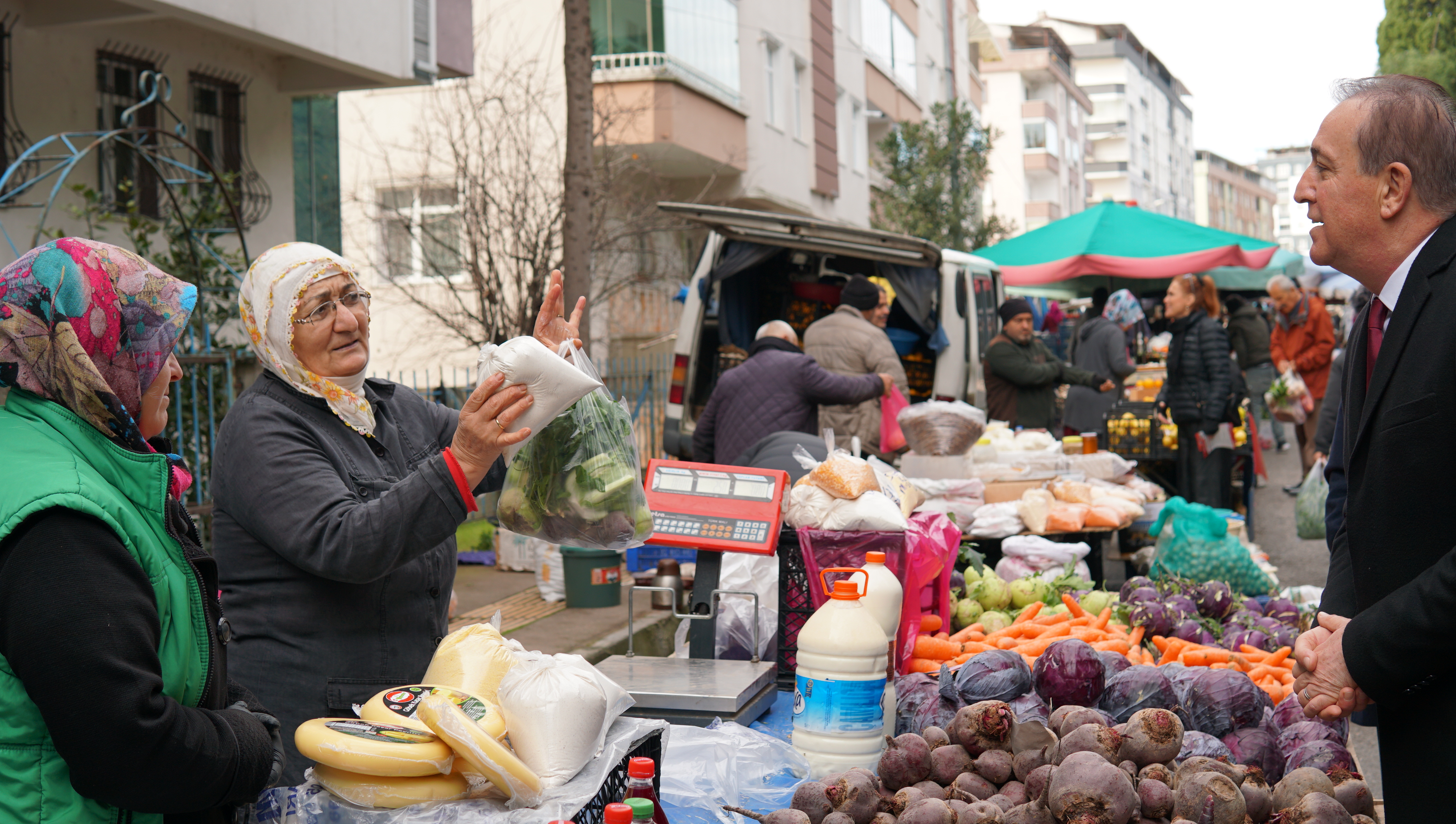 Cevat Öncü: Halka rağmen siyaset olmaz
