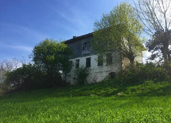 Samsun'da tarihi konak alev alev yandı!