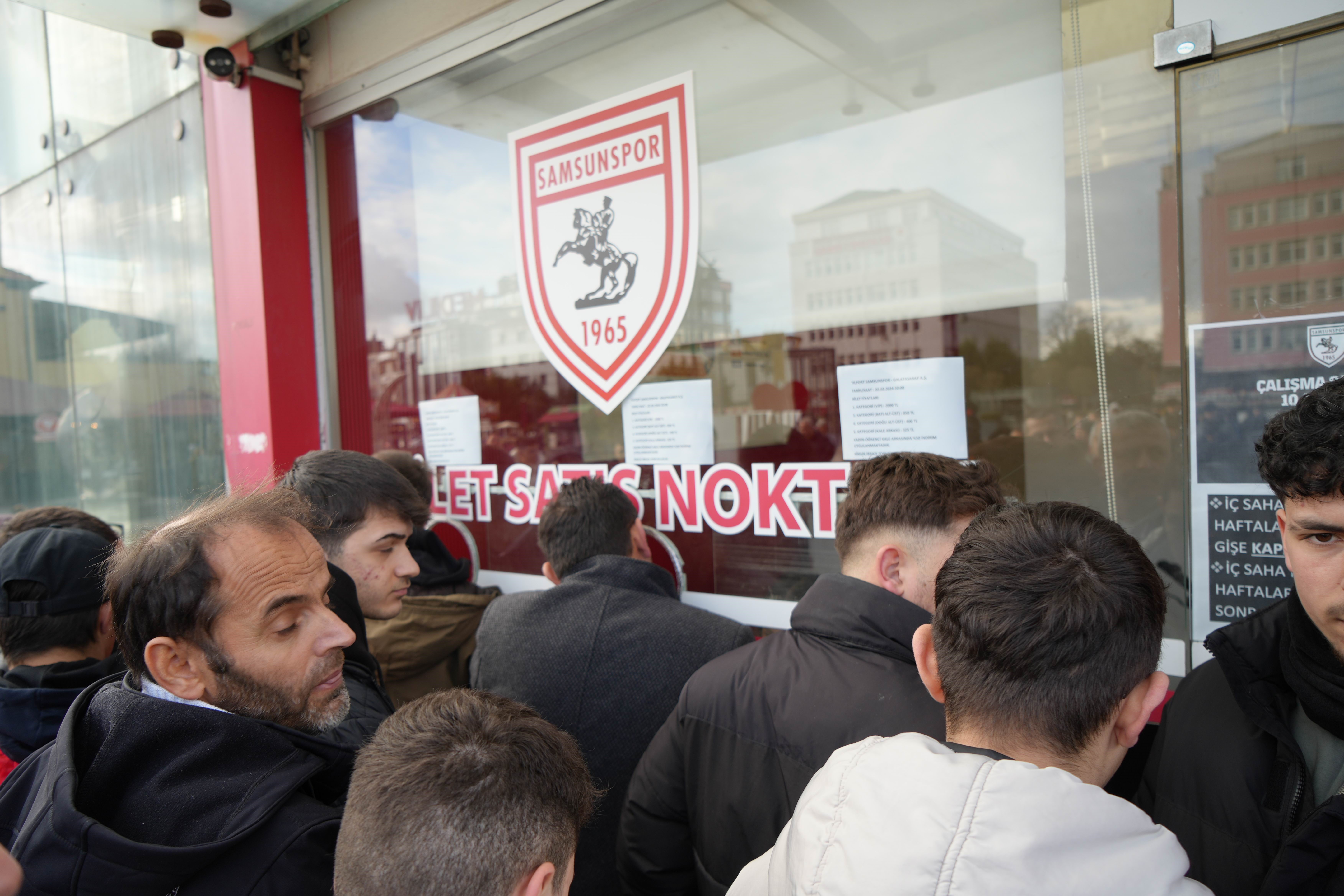 Samsunspor-Galatasaray maçının biletleri kapış kapış gidiyor