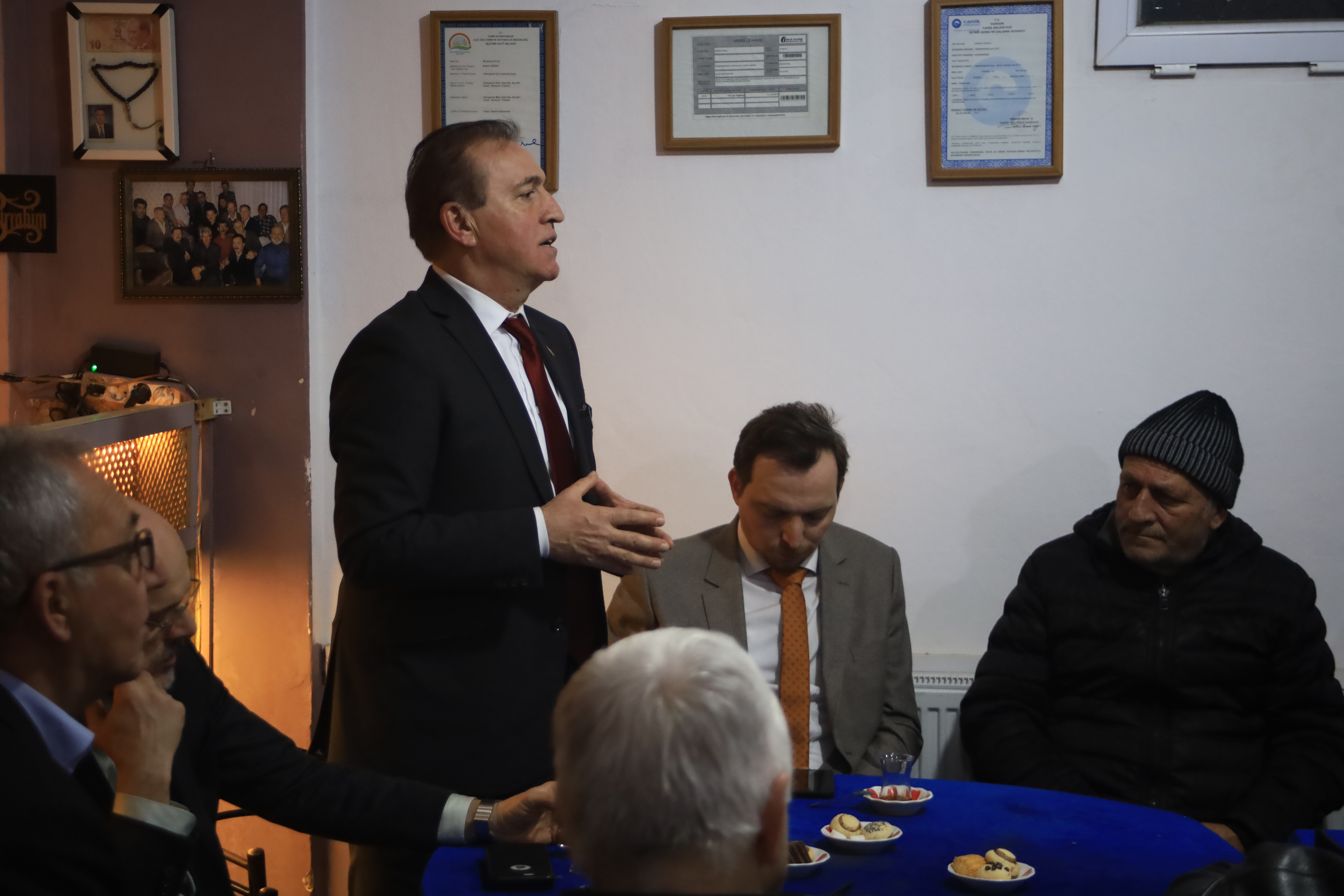 Cevat Öncü, 'Yağmur suyunu 50 metre mesafedeki denize akıtamıyorlar'