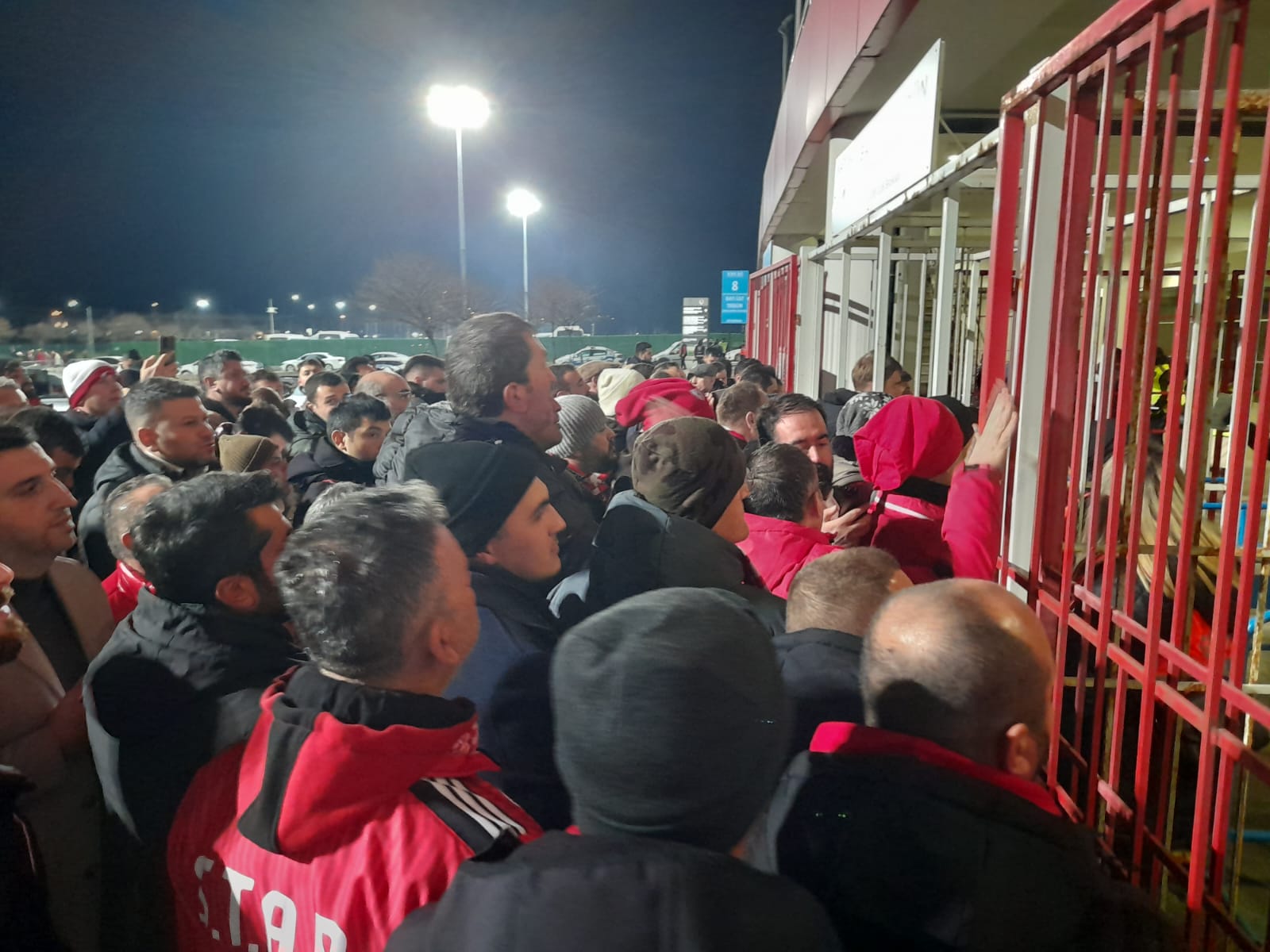 Passolig çöktü Samsunspor taraftarı stada giremedi