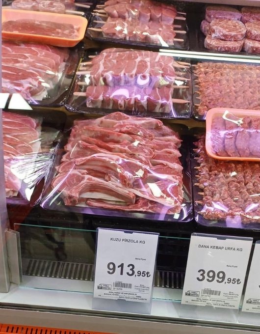 Kuzu pirzolası fiyatları sosyal medyada tartışma yarattı! Gariban ne yapsın?