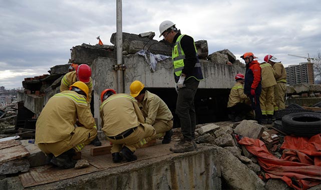 Samsun’da AFAD gönüllülerinden tatbikat
