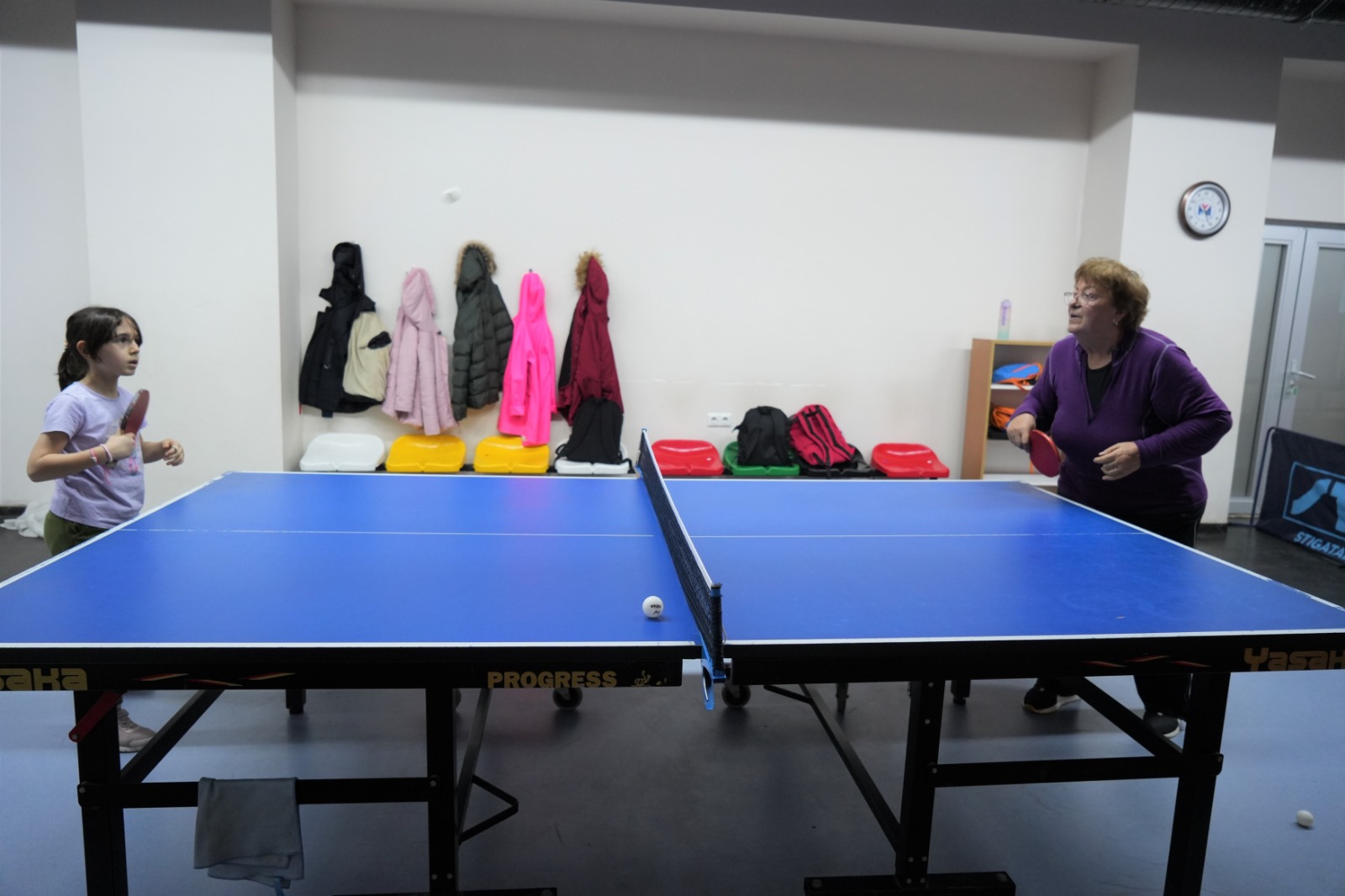 Samsun’da 77 yaşındaki 'Dilek Teyze' masa tenisi tutkusundan vazgeçmiyor