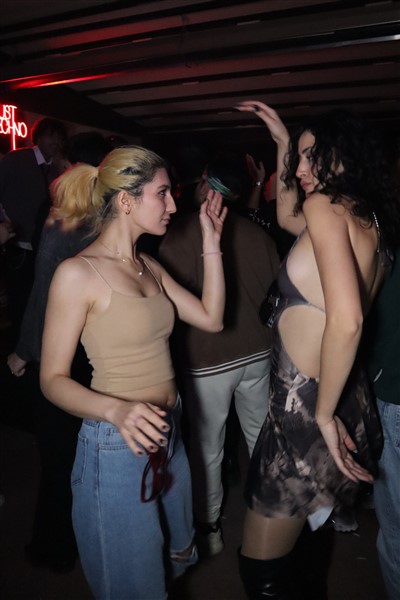 Just Techno'nun Can'ına teknolu yaş günü