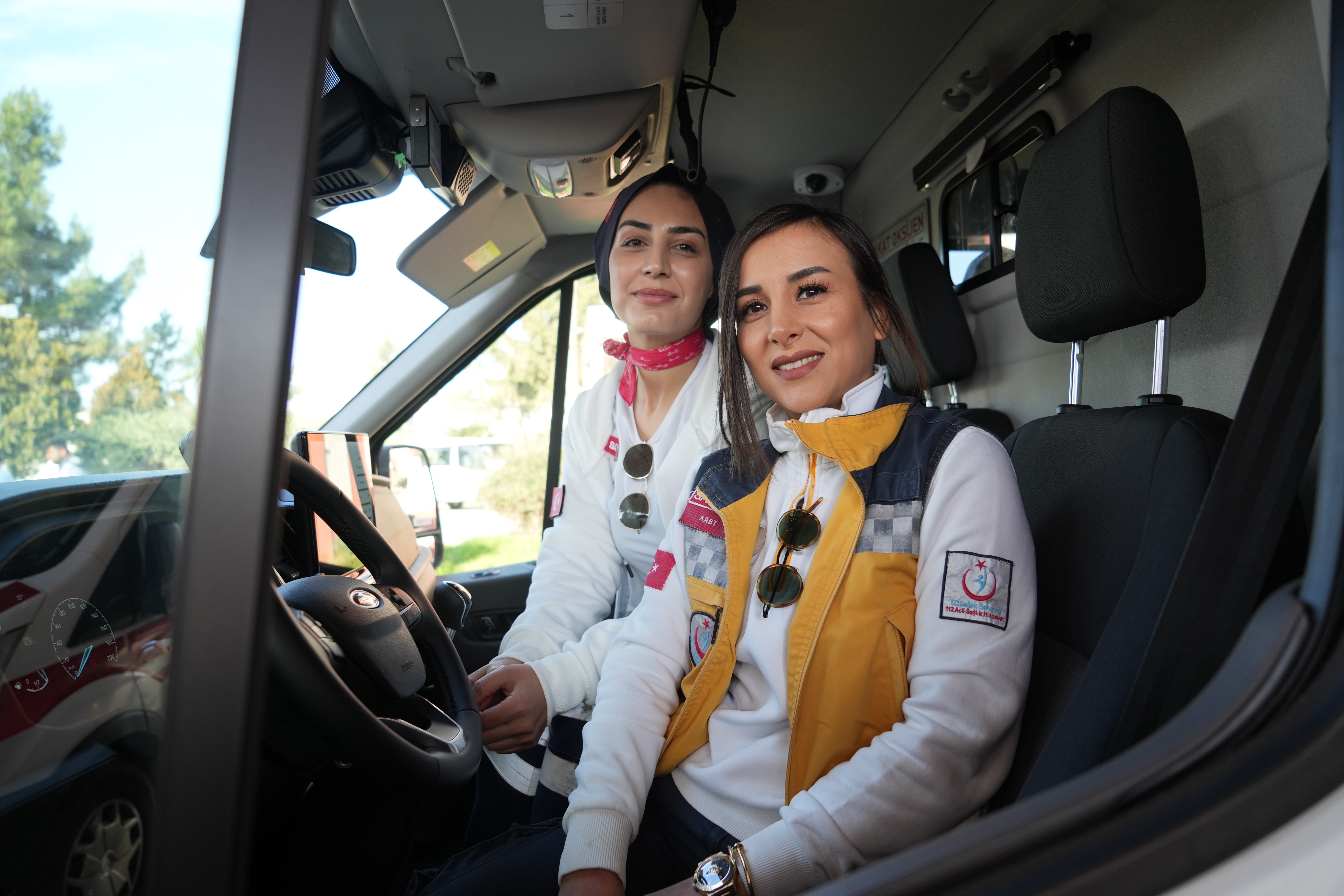 Samsun'da kadın ambulans şoförleri zamanla yarışıyor