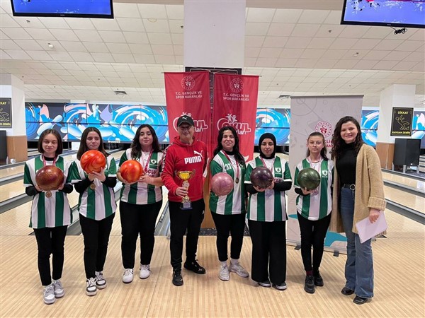 Alaçam Şadiye Muzaffer Turhan Anadolu Lisesi Türkiye şampiyonu  