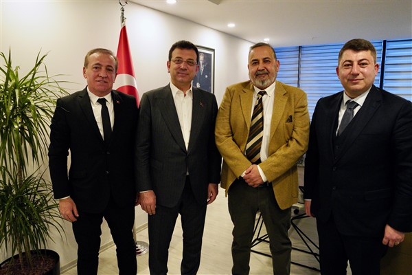 Cevat Öncü'den Ekrem İmamoğlu'na Atatürk Onur Anıtı hediyesi