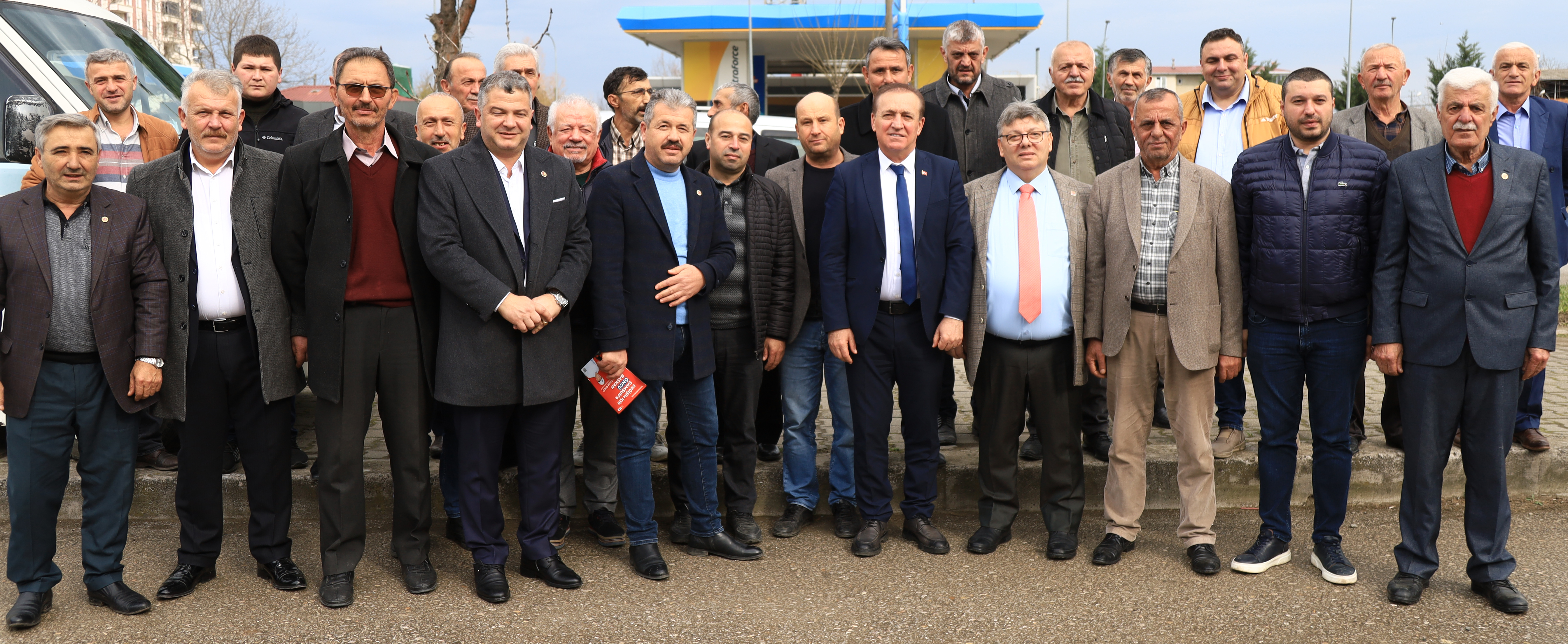 Cevat Öncü: Çarşamba’da yollar köstebek yuvası gibi