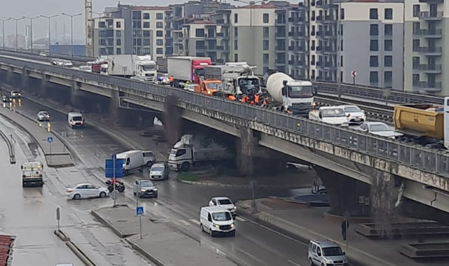 Samsun'da viyadük üstünde feci kaza!