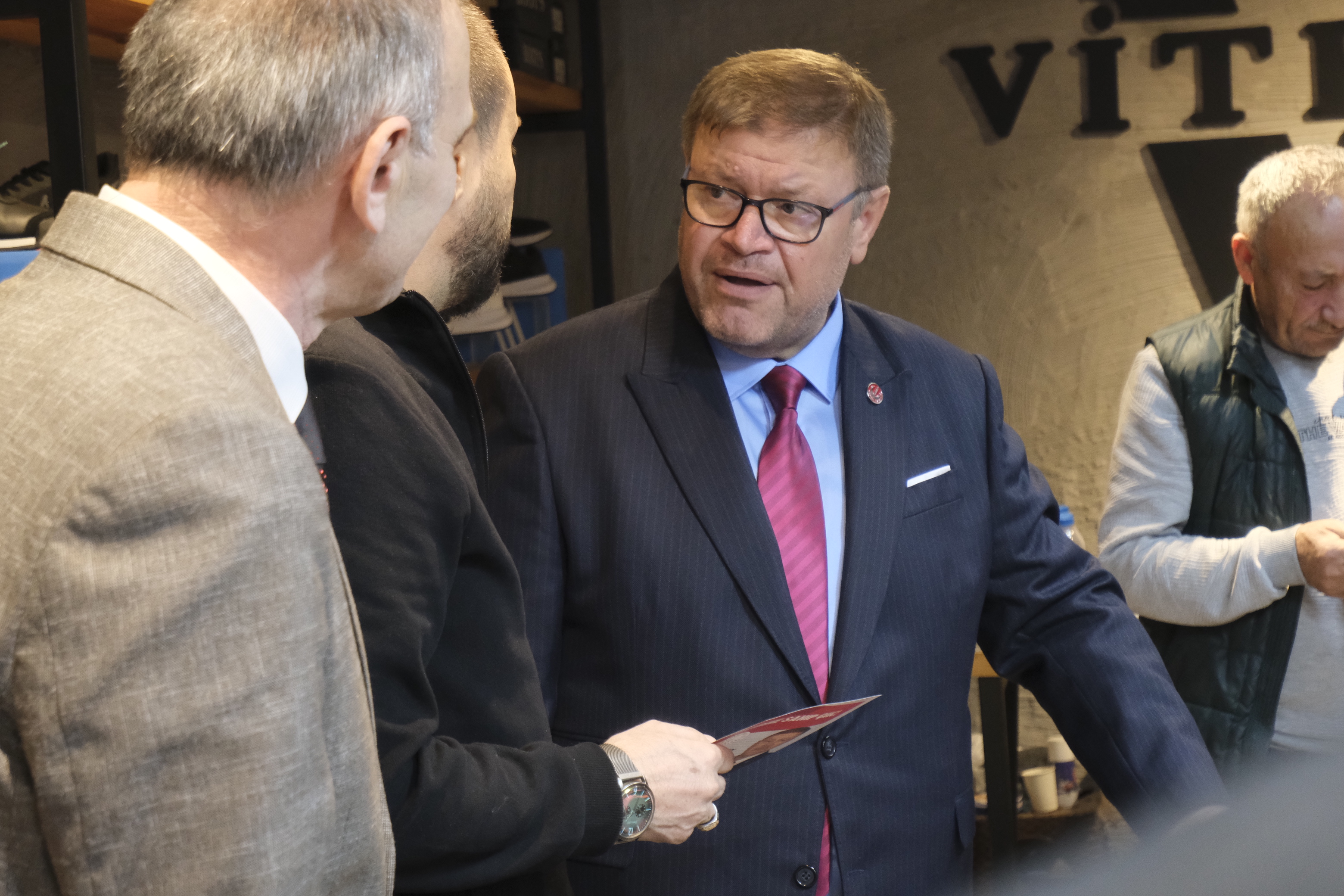 Adem Güney: Vatandaş kime oy vereceğinin kararını vermiş