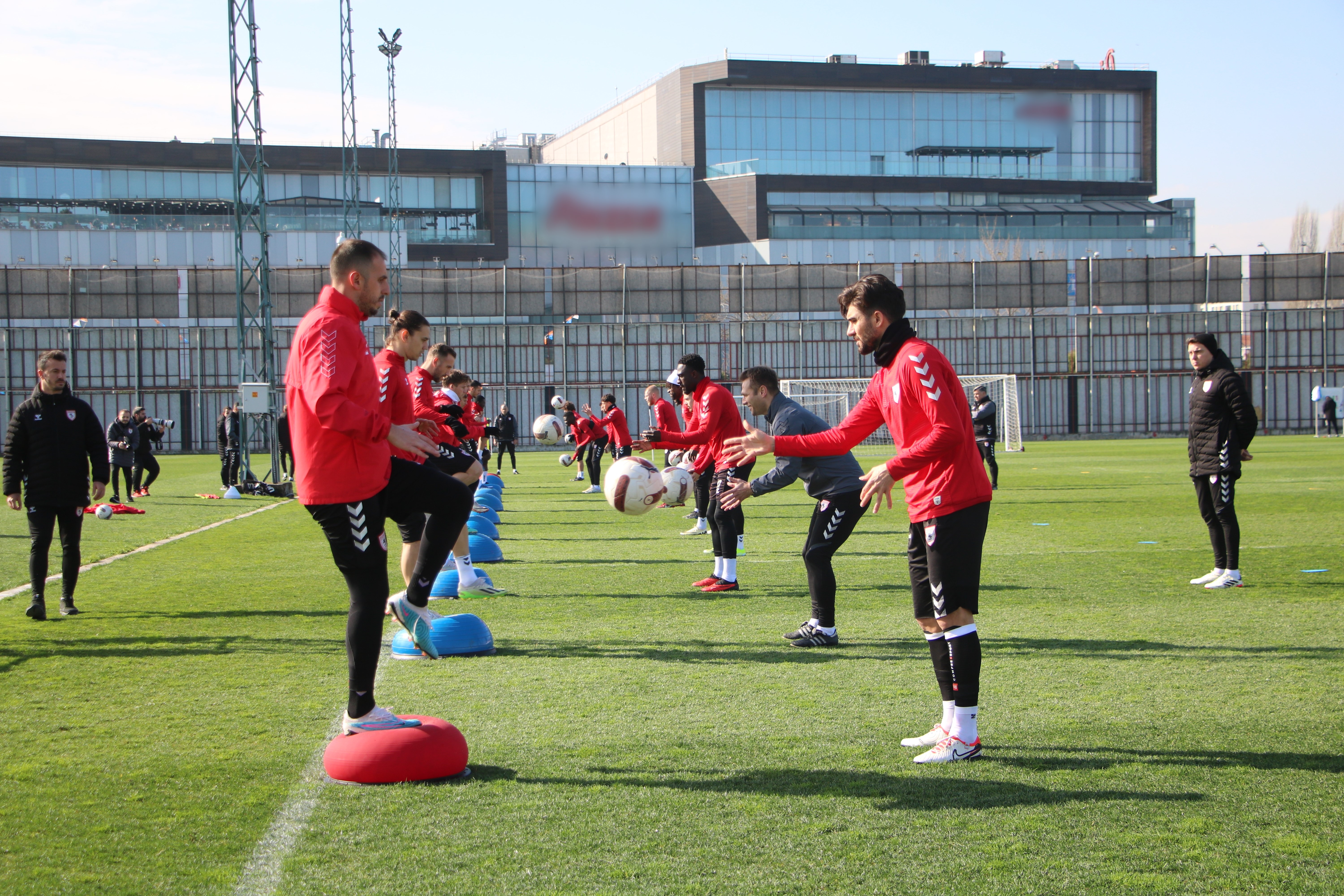 Lubo Satka: Ana hedefimiz ligde kalmak