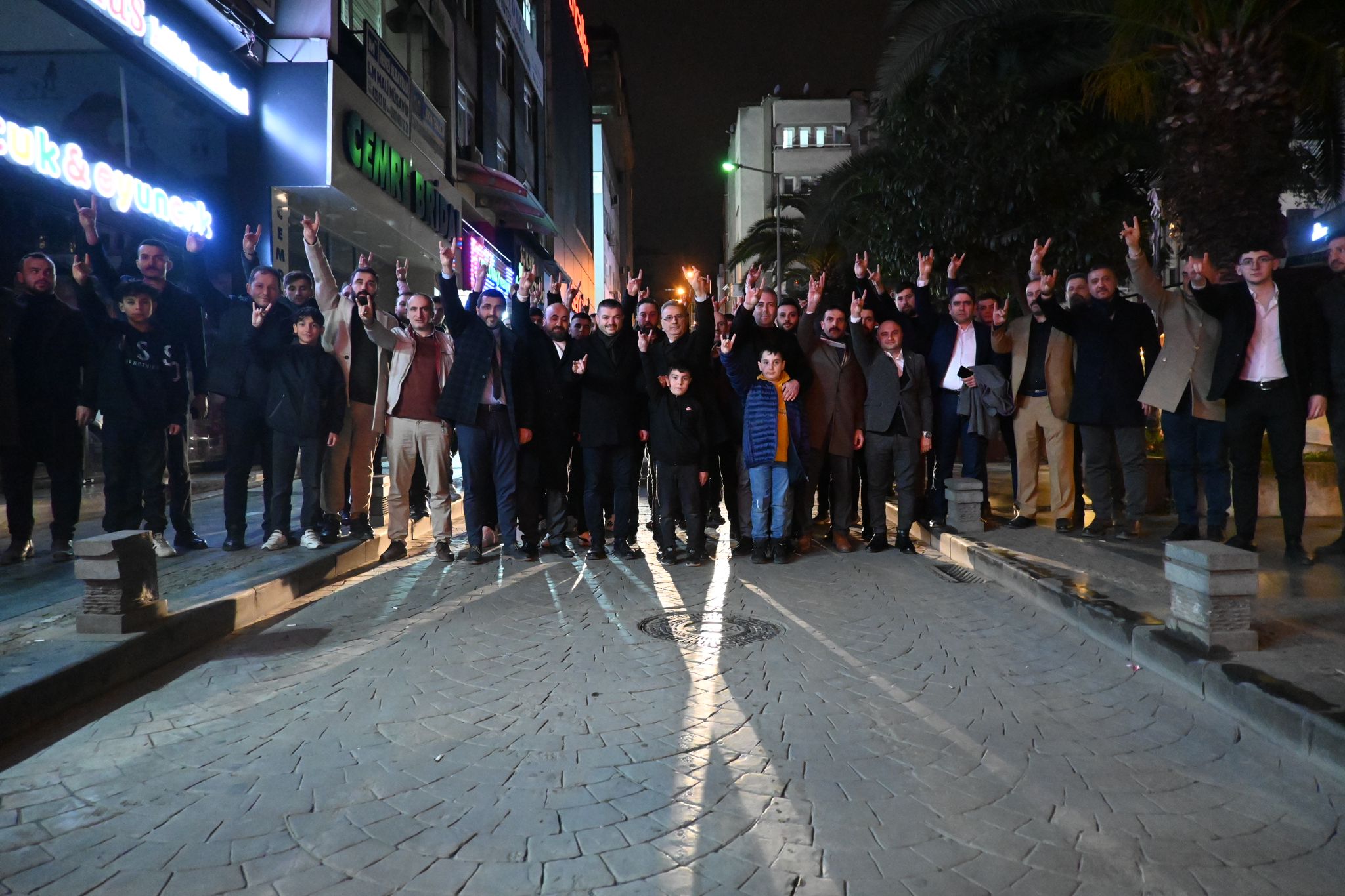 İhsan Kurnaz’dan ülkücü şehide vefa sözü