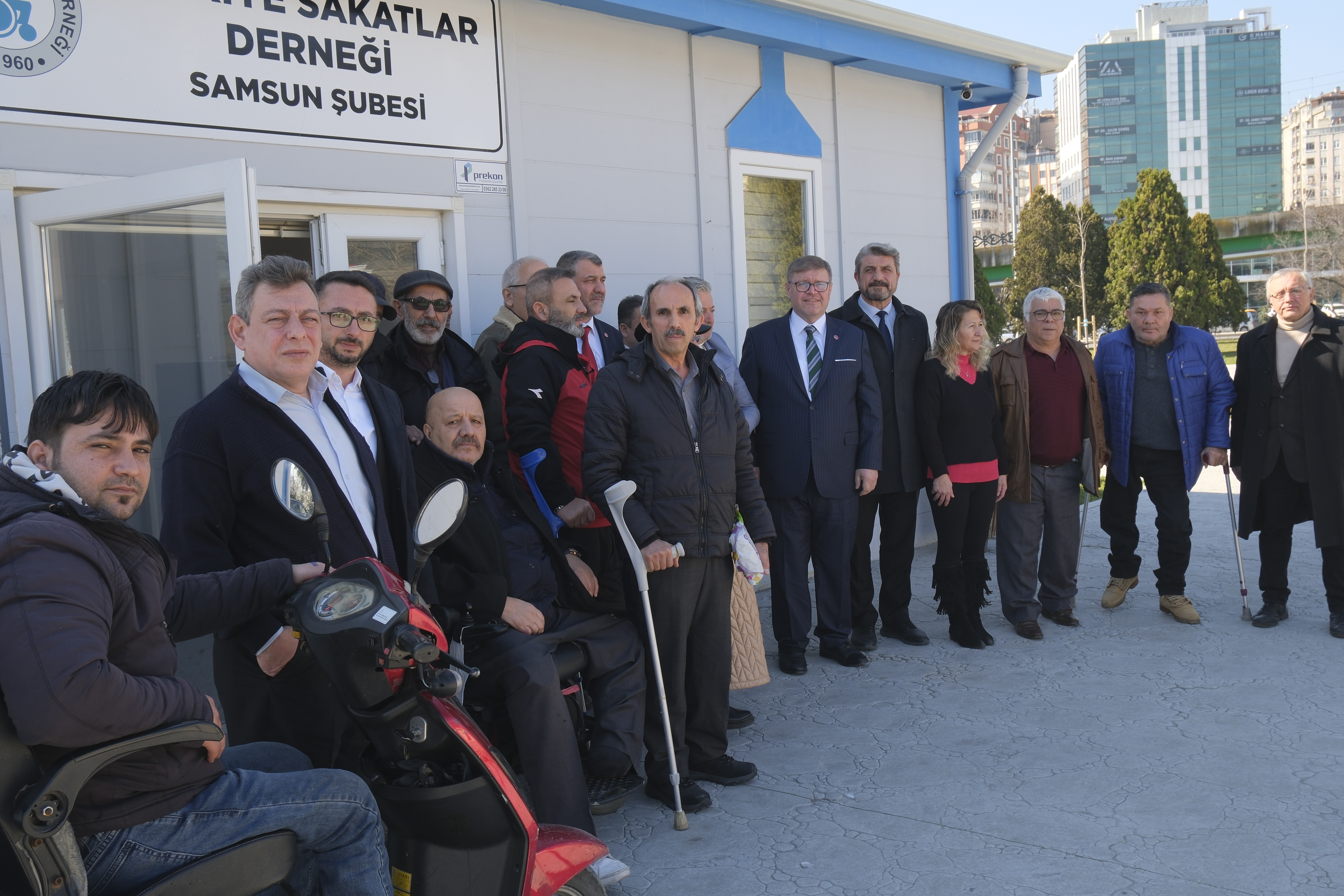Adem Güney: Bugüne kadar yaptığınız belediyecilik gerçek değil miydi?