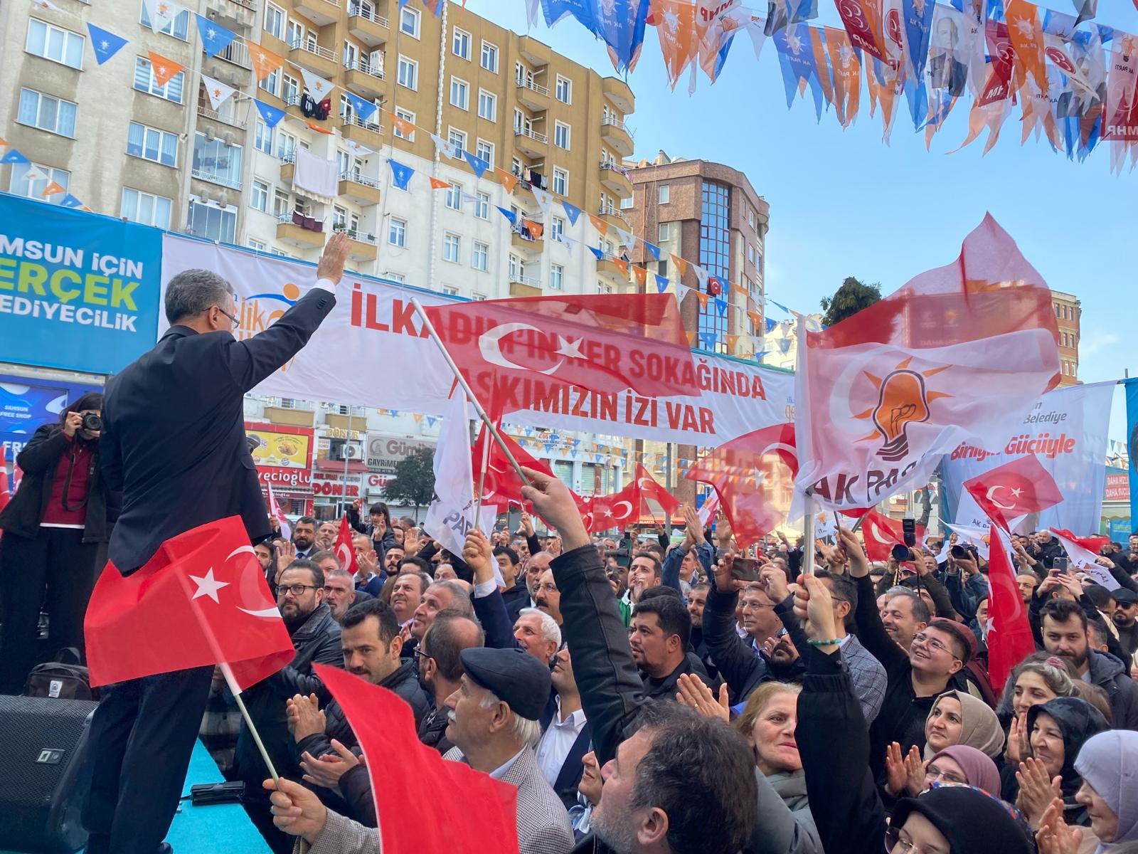 AK Parti İlkadım'dan görkemli SKM açılışı